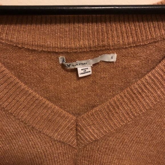 Brown V-Neck Sweater - Picture 2 of 3